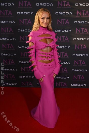 Full leaked Amanda holden private photo