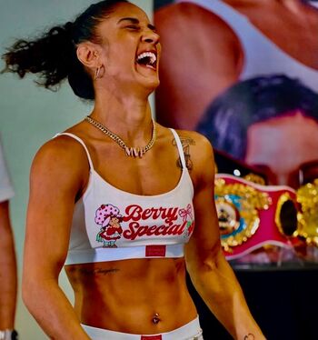 Full leaked Amanda serrano private onlyfans photo