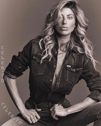 Full leaked Amanda tutschek page private onlyfans photo