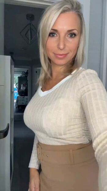 Full leaked Amandaneighbor private onlyfans photo