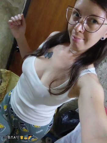 Full leaked Amateur girls private onlyfans photo