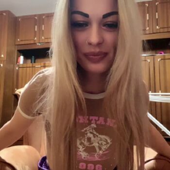 Full leaked Amateur streamers private onlyfans photo