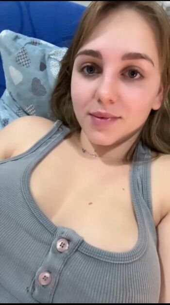 Full leaked Amateur streamers page private photo