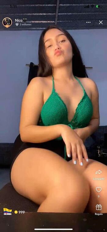 Full leaked Amateur streamers page private photo
