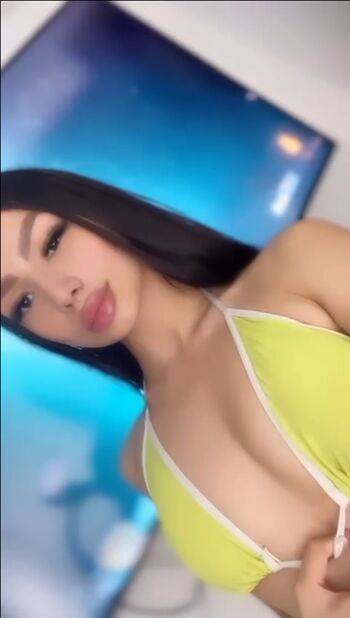 Full leaked Amateur streamers private photo