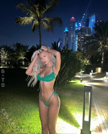 Full leaked Amba woods private photo