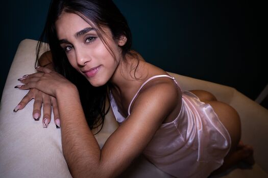 Full leaked Ambeer rousess page private onlyfans photo