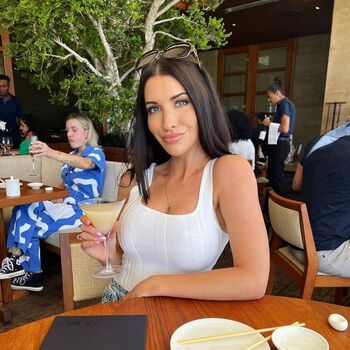Full leaked Amber balcaen private photo