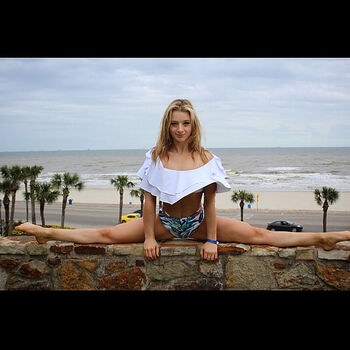 Full leaked Amber glenn page private onlyfans photo