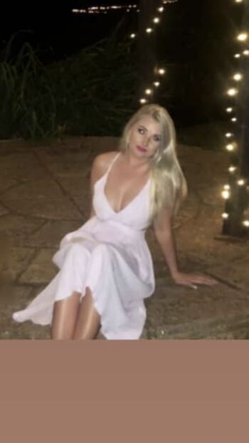 Full leaked Amber koltzow bastick private photo