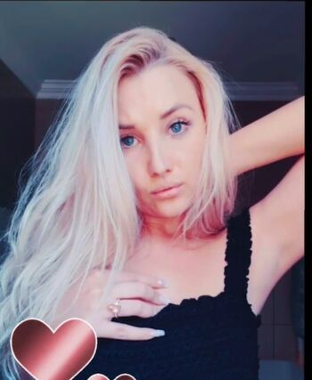 Full leaked Amber koltzow bastick private photo