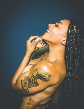 Full leaked Amber reacts private onlyfans photo