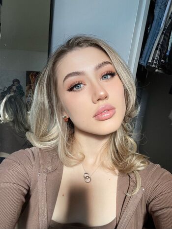 Full leaked Amberlie private onlyfans photo