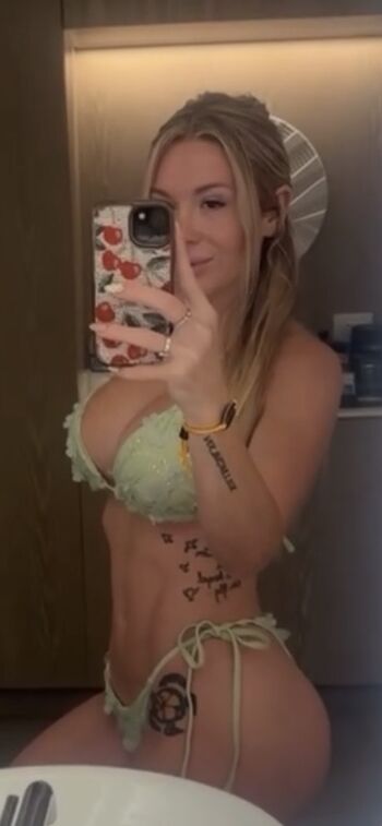 Full leaked Amberlyynicole private photo