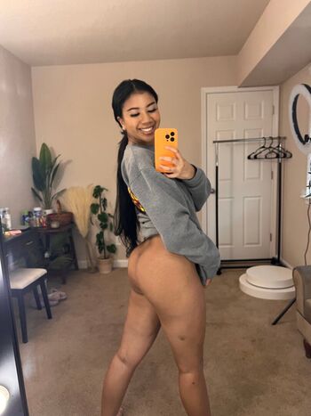 Full leaked Ameena green page private onlyfans photo