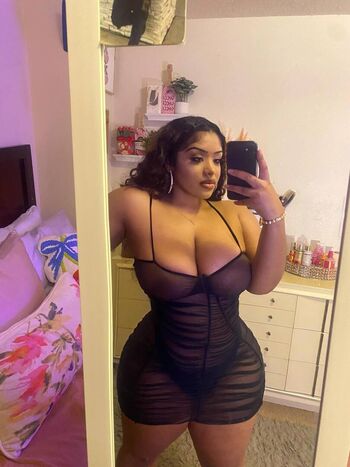 Full leaked Ameirah private onlyfans photo