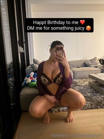 Full leaked Amelaomore private onlyfans photo