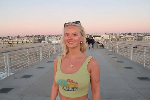 Full leaked Amelia eve gibson millie gibson private onlyfans photo