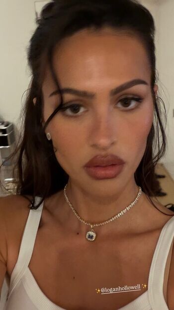 Full leaked Amelia gray hamlin private photo