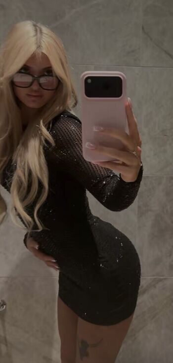 Full leaked Amelia hakes private onlyfans photo