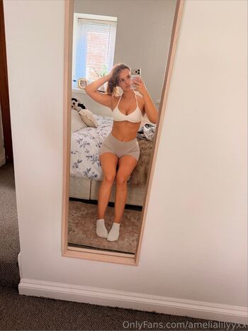 Full leaked Amelia lily private photo