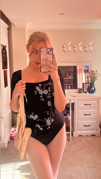 Full leaked Amelia marheineke page private onlyfans photo