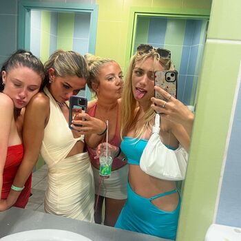 Full leaked Amelia marheineke private onlyfans photo