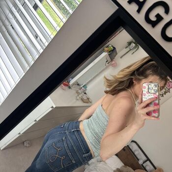 Full leaked Amelia rose kendall private onlyfans photo