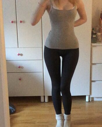 Full leaked Ameliamayl page private onlyfans photo