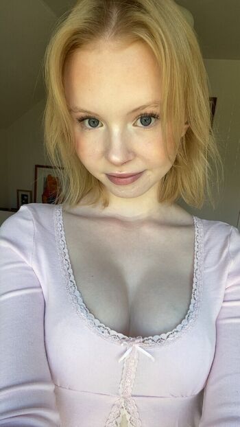 Full leaked Ameliamayl private onlyfans photo