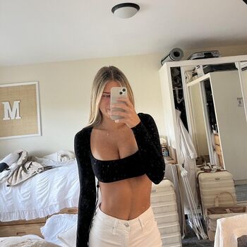 Full leaked Ameliapelto  page private photo