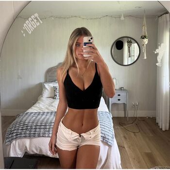Full leaked Ameliapelto page private photo