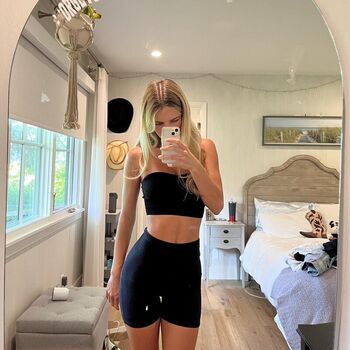 Full leaked Ameliapelto private photo
