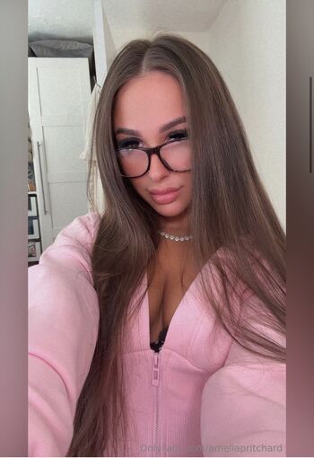 Full leaked Ameliapritchard private photo