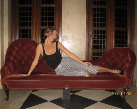 Full leaked Amelie manzoli  page private onlyfans photo