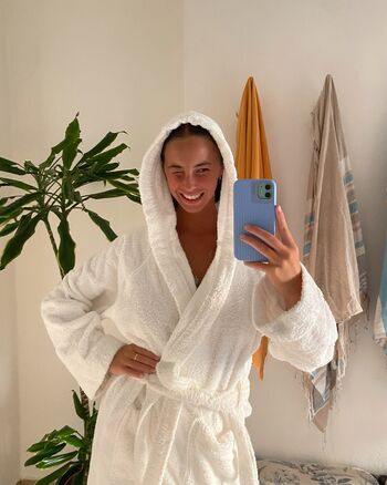 Full leaked Amelie manzoli  page private onlyfans photo