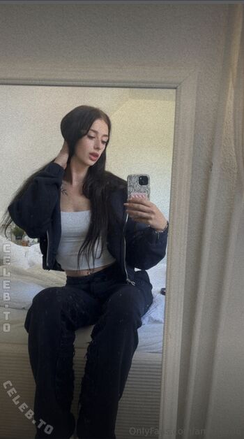 Full leaked Ameliex private photo