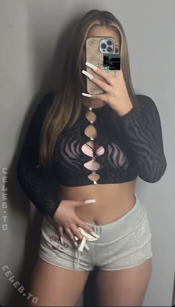 Full leaked Amella nrw private onlyfans photo