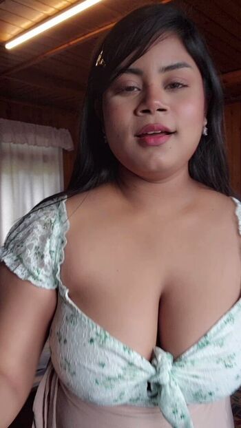 Full leaked Amesha g private onlyfans photo