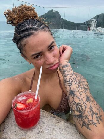 Full leaked Amiah simmons private photo