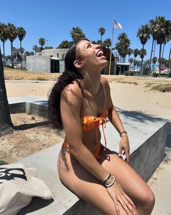 Full leaked Amiah simmons page private photo