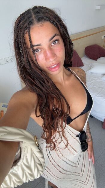 Full leaked Amiah simmons private photo