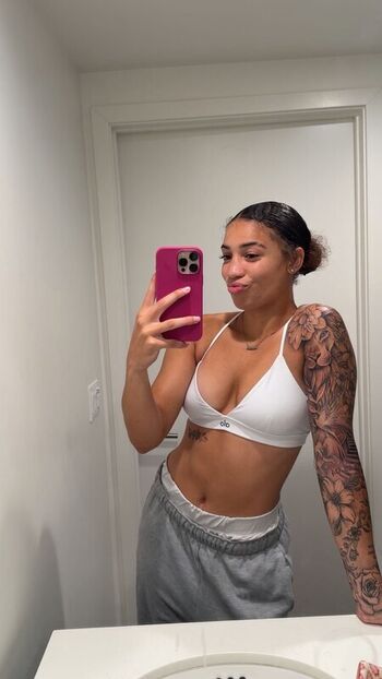 Full leaked Amiah simmons private photo