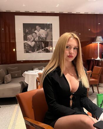 Full leaked Amine yavuz private onlyfans photo