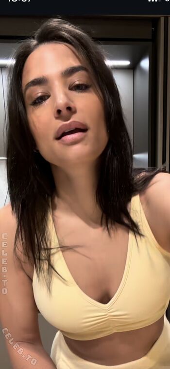 Full leaked Amira aly page private onlyfans photo