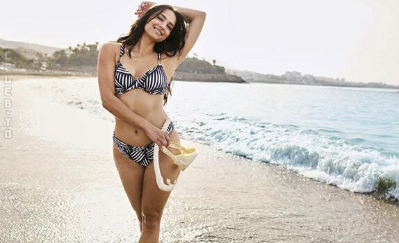 Full leaked Amira aly page private onlyfans photo