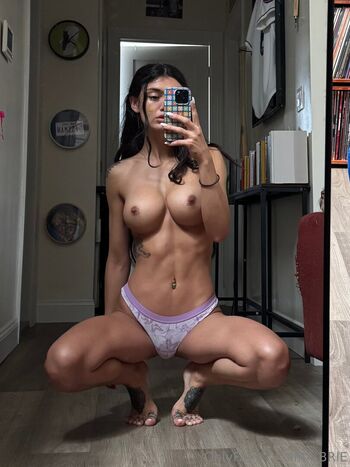 Full leaked Amira brie private photo