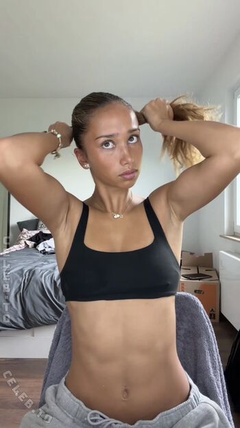 Full leaked Amira dahl private photo