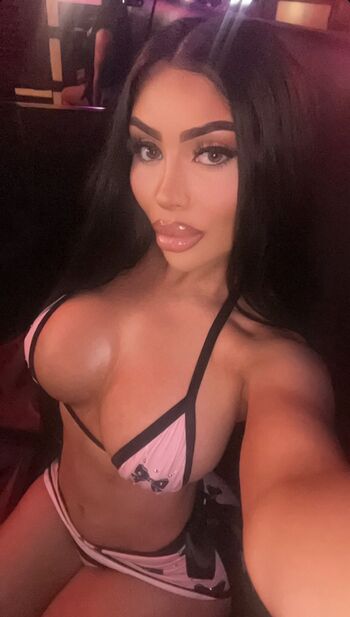 Full leaked Amiradoll private onlyfans photo