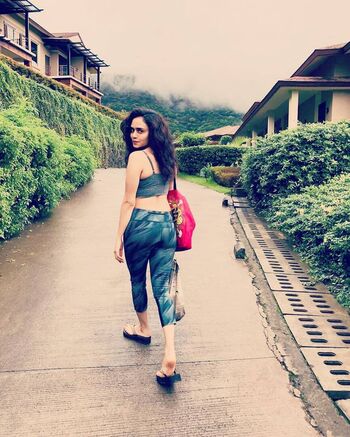 Full leaked Amruta khanvilkar private photo